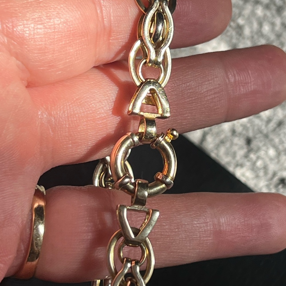 14k gold Large Fancy Clasp bracelet - Picture 4 of 10
